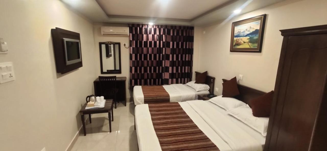 Hotel Pipal Tree Kathmandu Luaran gambar