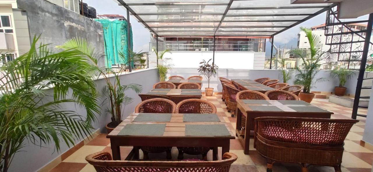 Hotel Pipal Tree Kathmandu Luaran gambar