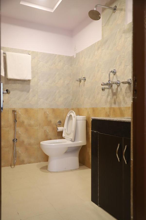 Hotel Pipal Tree Kathmandu Luaran gambar