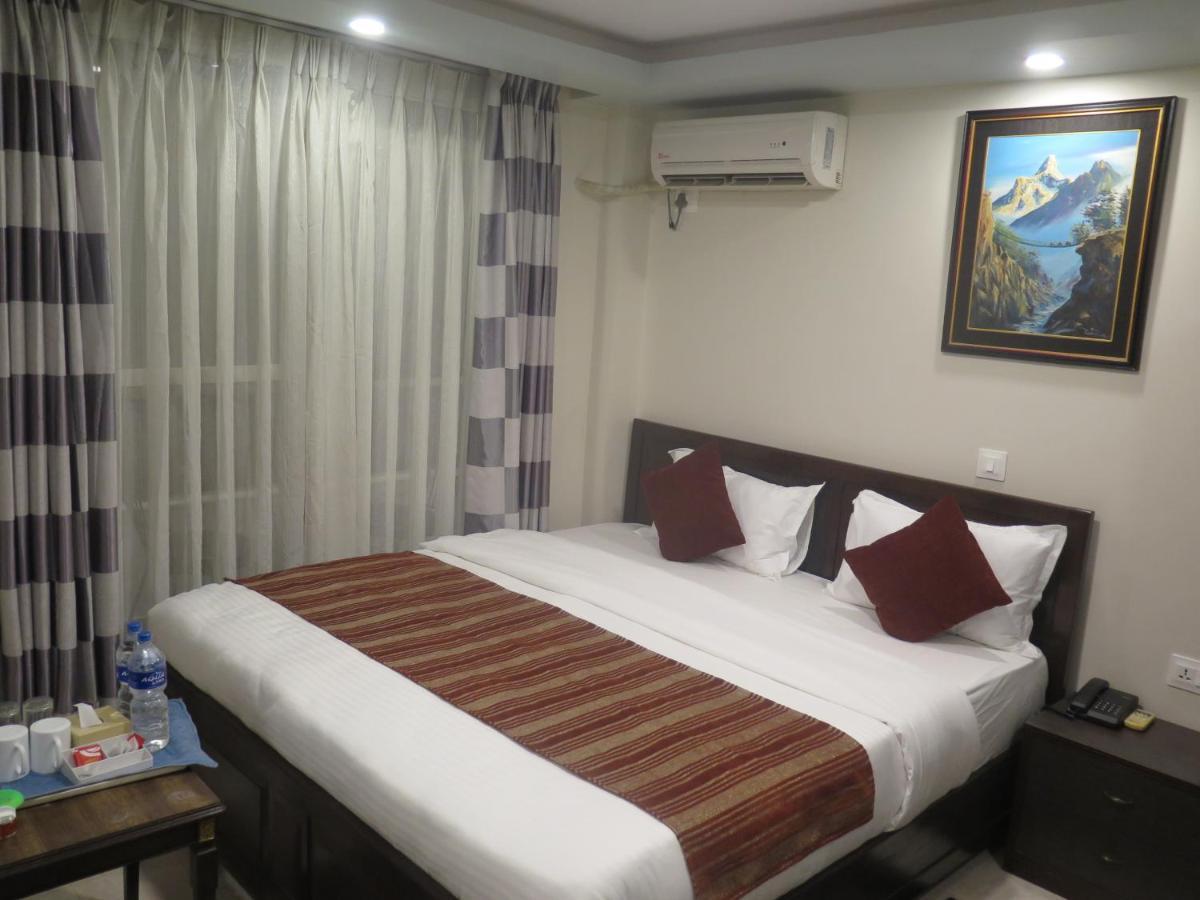 Hotel Pipal Tree Kathmandu Luaran gambar