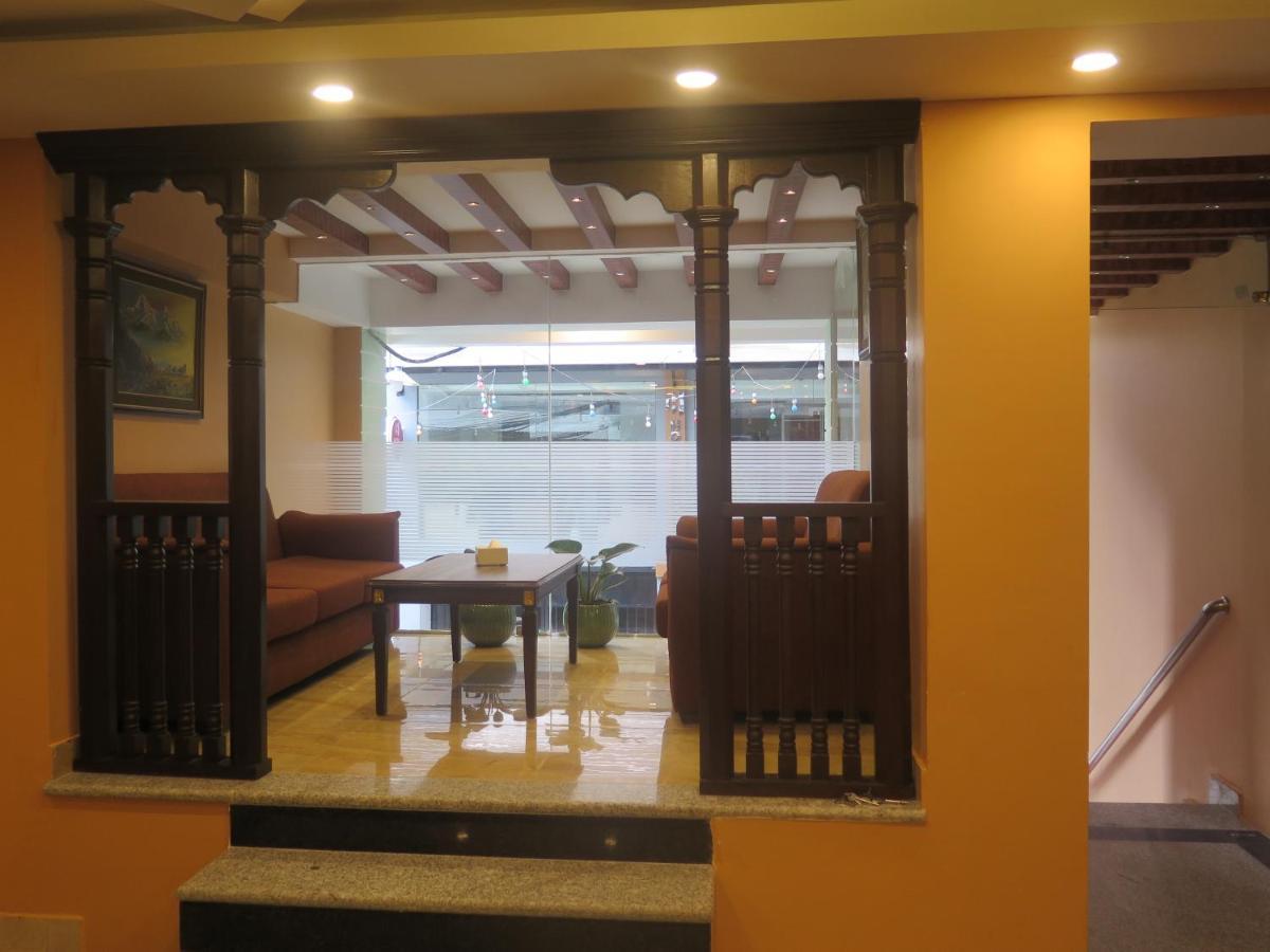Hotel Pipal Tree Kathmandu Luaran gambar