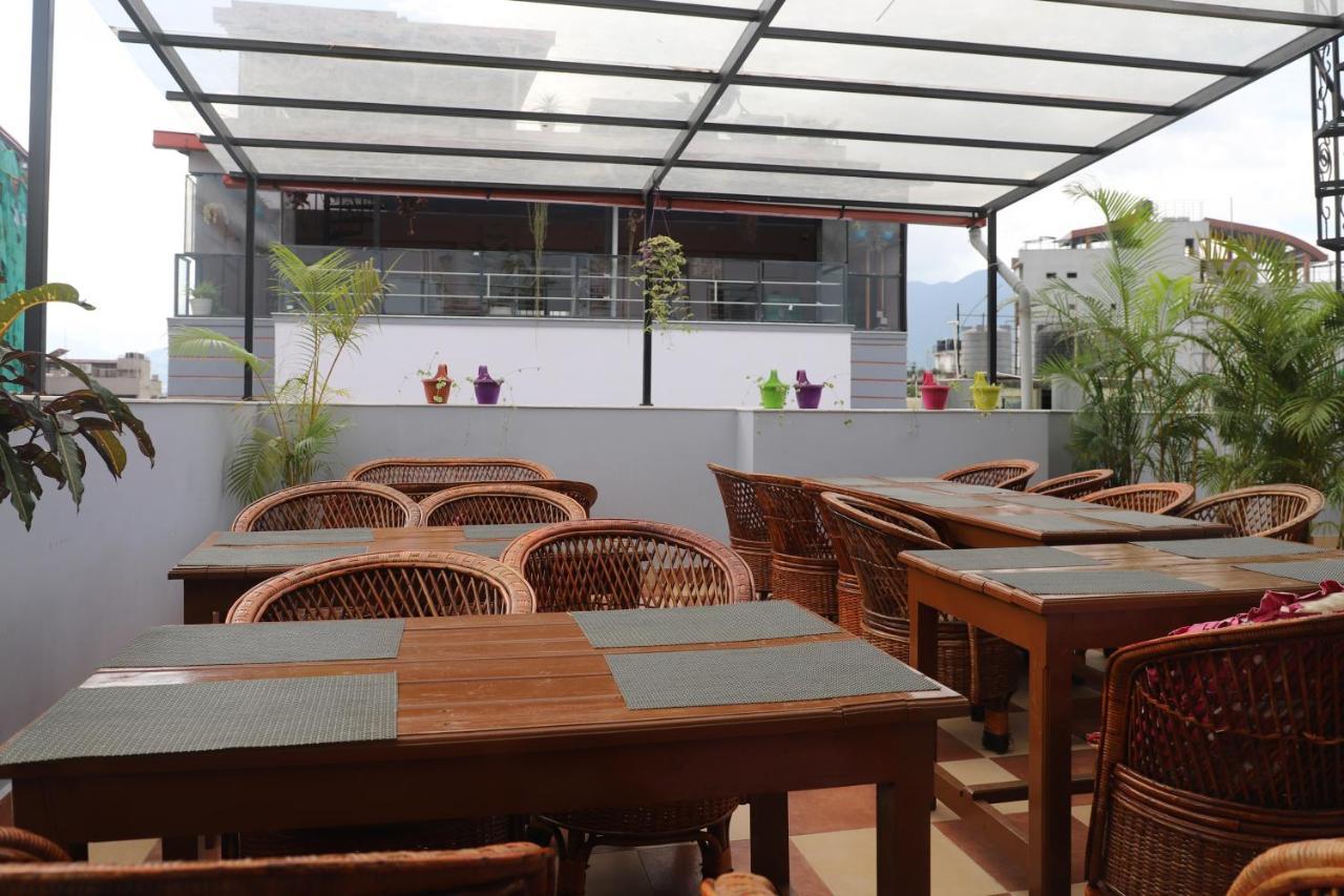 Hotel Pipal Tree Kathmandu Luaran gambar