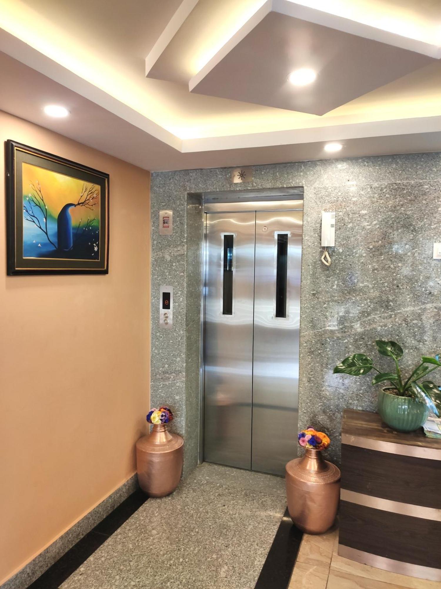 Hotel Pipal Tree Kathmandu Luaran gambar